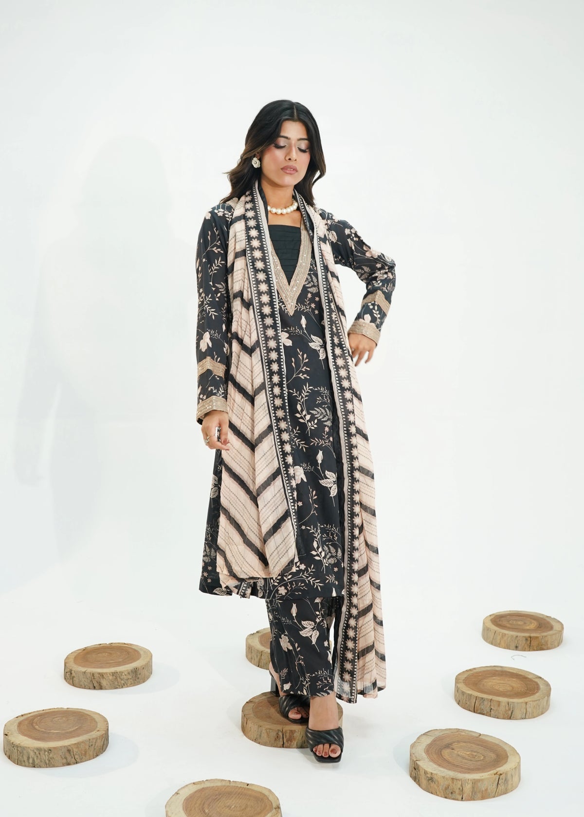 3 PIECE – MIDNIGHT BLOOM LAWN PRINT SUITE