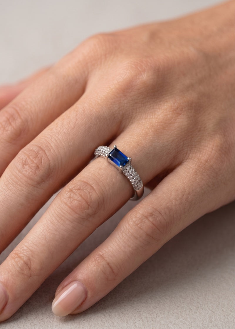 Royal Sapphire Emerald Ring