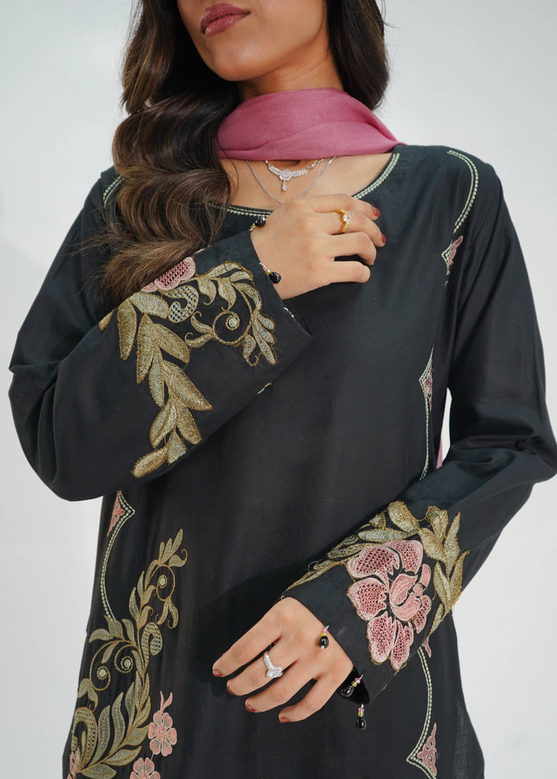 3 PIECE – MIDNIGHT BLOSSOM EMBROIDERED LAWN SUITE