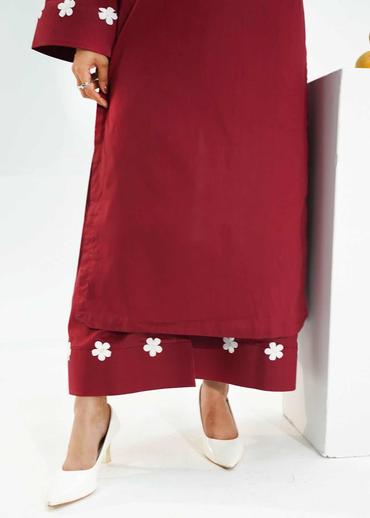 2 PIECE – CRIMSOM CHARM LAWN SUITE