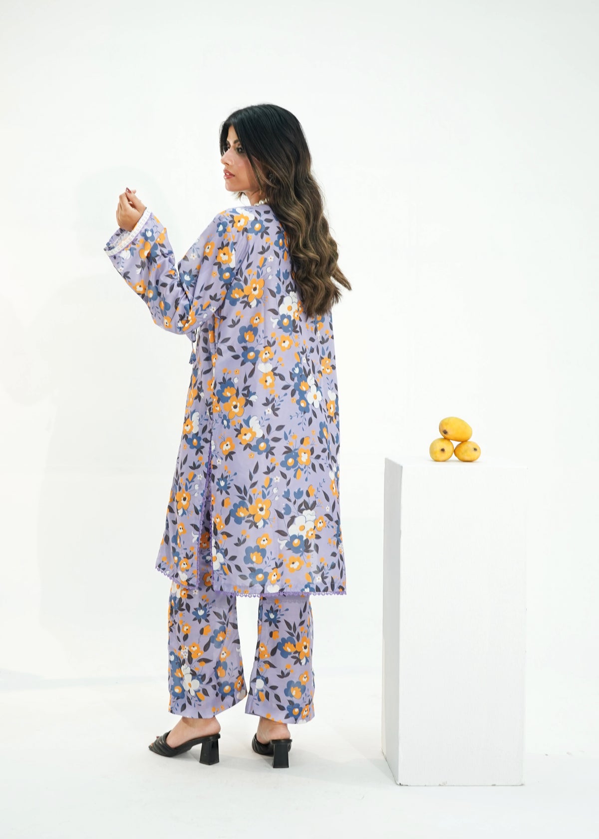 2 PIECE – LAVENDER BLOSSOM PRINTED LAWN SUITE